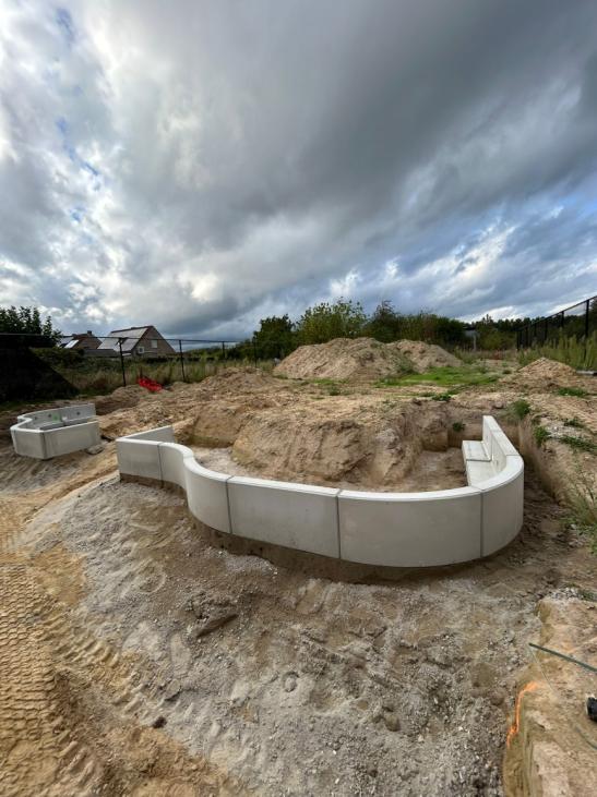 Plaatsingkeermuren Curved deer concrete haacht